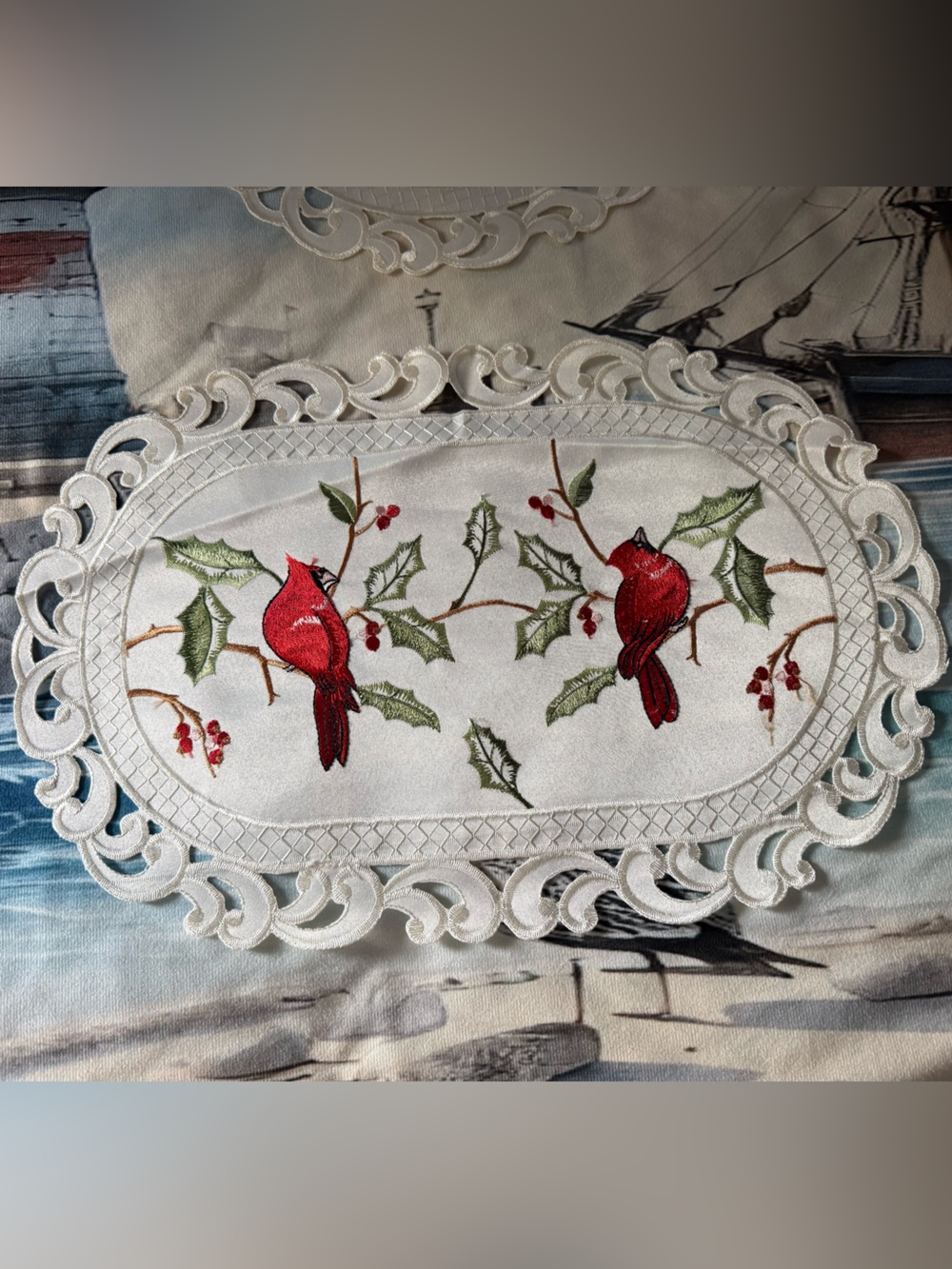 Set of 4 Embroidered Holiday Cardinal Runners/Placemats